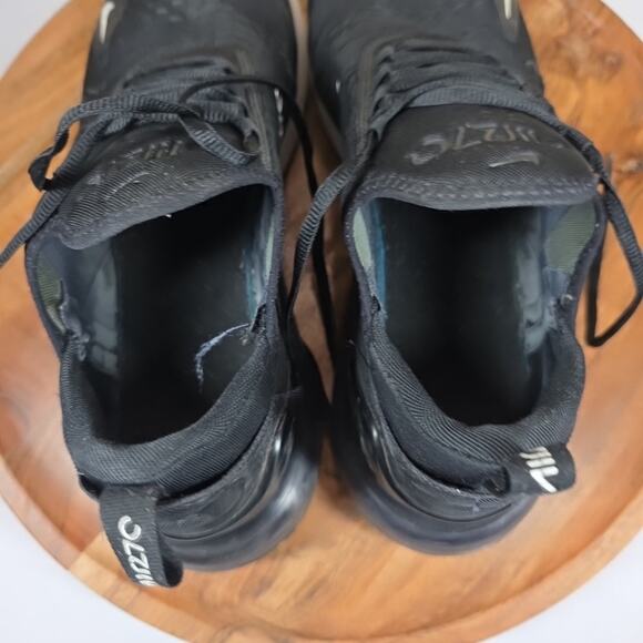 Nike Air Max 270 Mens Black And White Size 12 Low Top Shoes Sneakers AH8050-002 - Picture 8 of 11